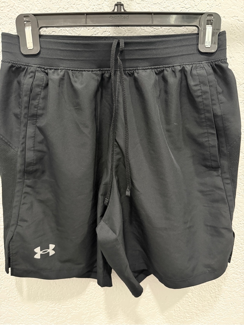 Under Armour Men’s Black Athletic Drawstring Shorts